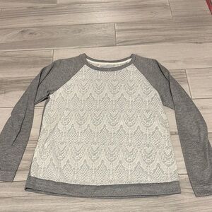 Adrienne Vittadini Gray and Cream Lace Long Sleeve Top